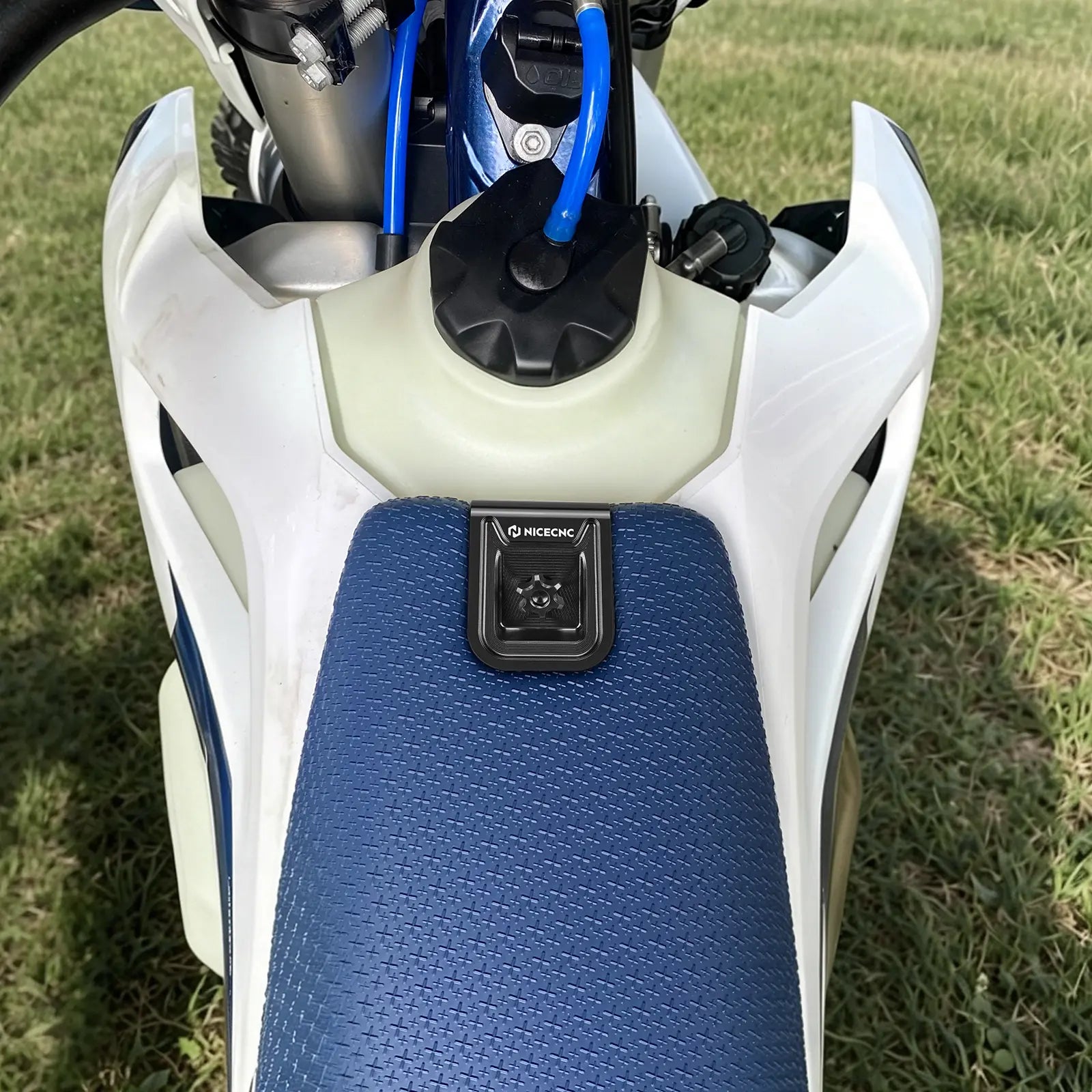 Seat Mount Cover Kit For Husqvarna 125-450 FC/FX/TX/TC 23-26 150-501 TE/FE 24-26