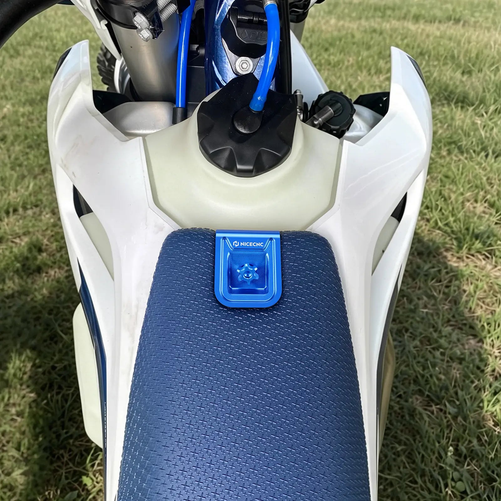 Seat Mount Cover Kit For Husqvarna 125-450 FC/FX/TX/TC 23-26 150-501 TE/FE 24-26