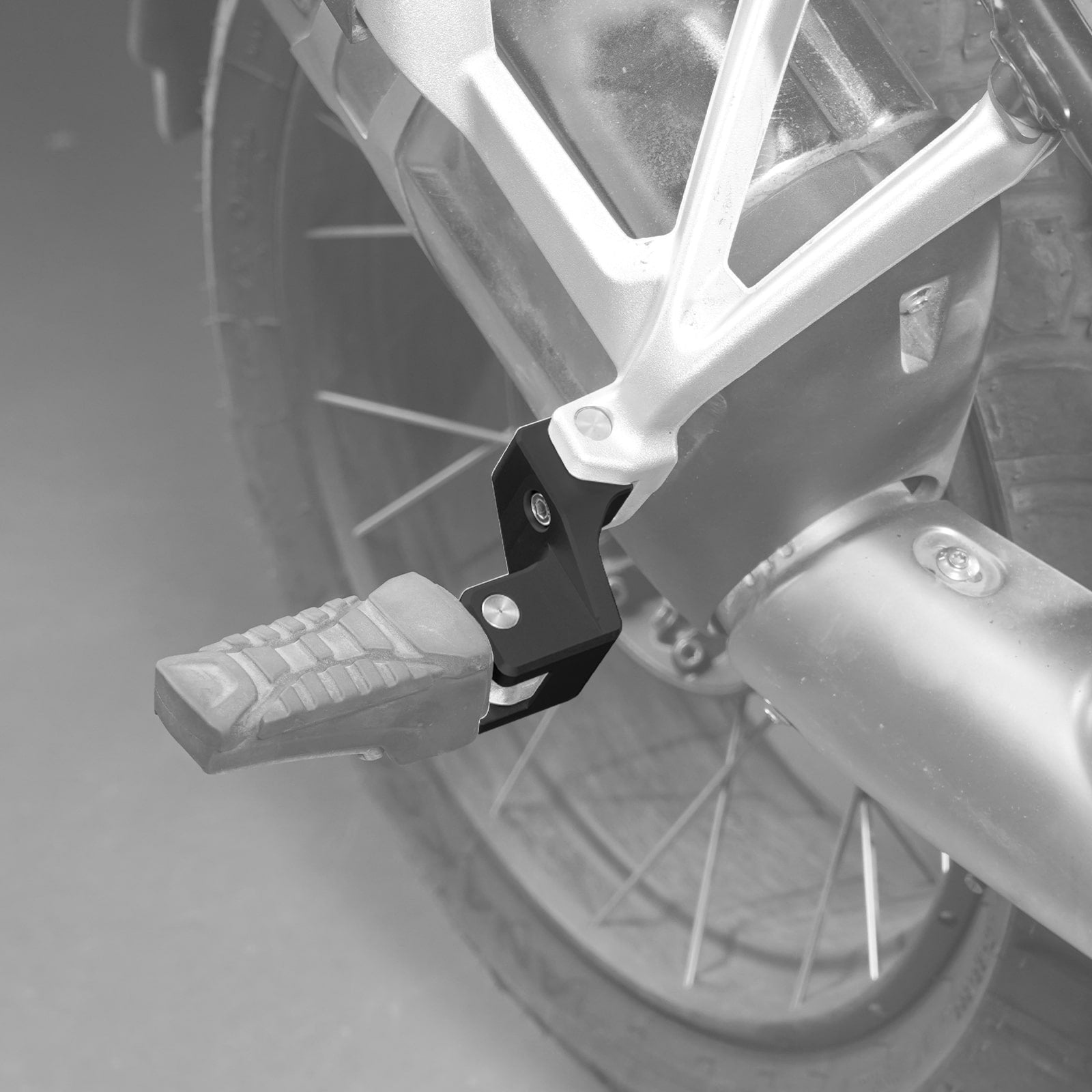 Passenger Footrest Lowering Kit For BMW R1250GS/R1250GS Adventure 40mm Drop & 15mm Forward