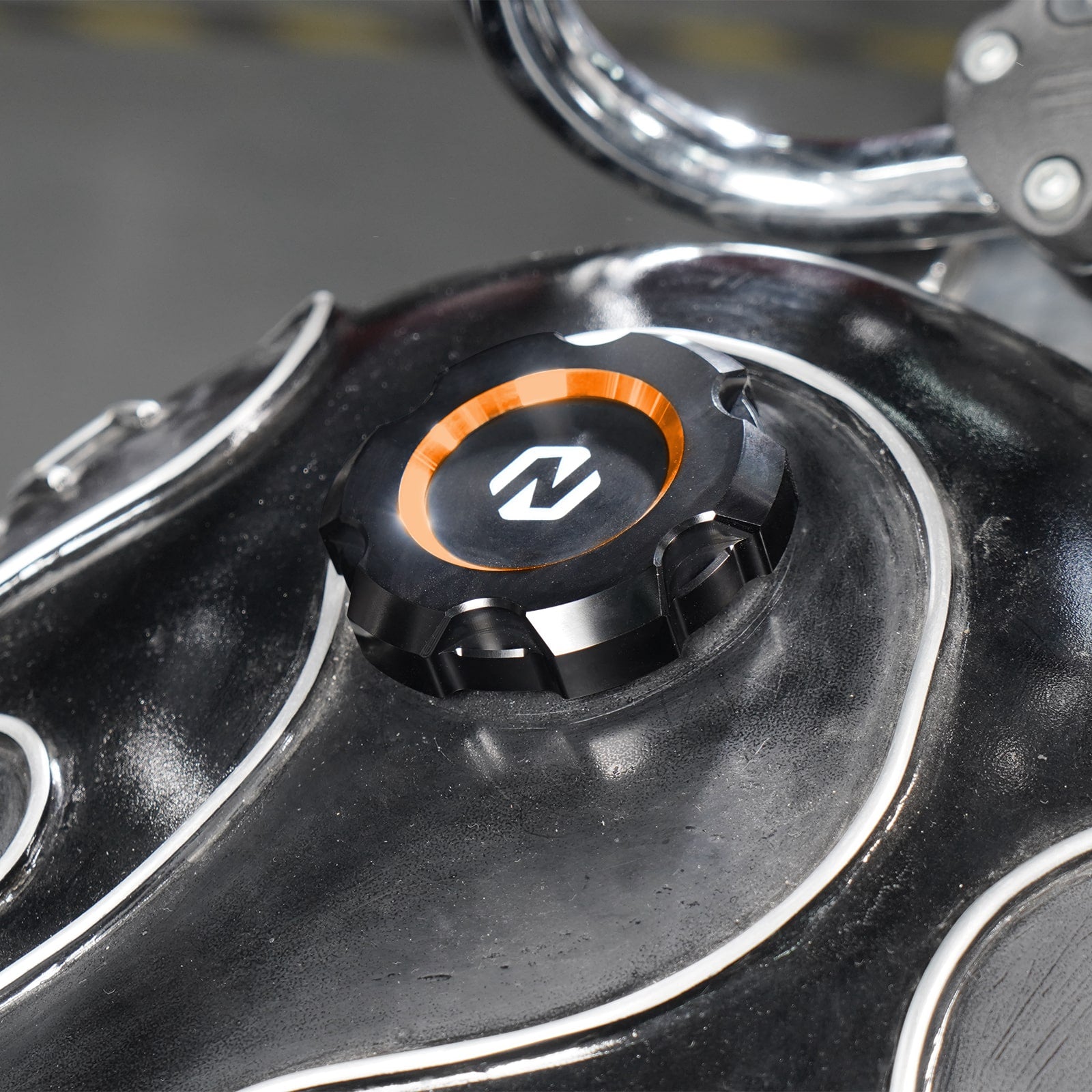 Fuel Tank Cap Cover For Harley Sportster 1200 48 883 XL Dyna Super Glide