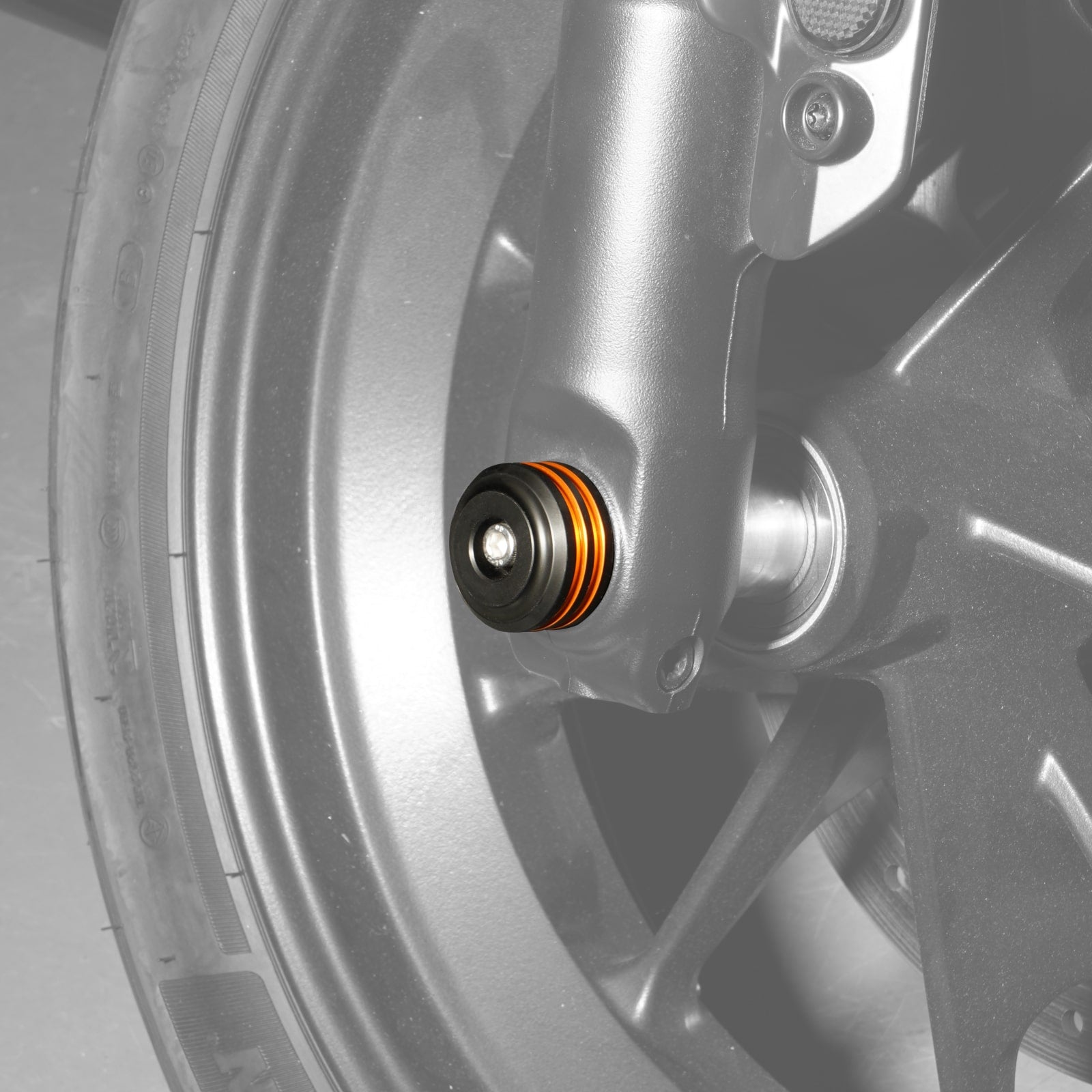 Pair Front Axle Nut Covers For Harley Sportster S Pan America 1250 Nightster