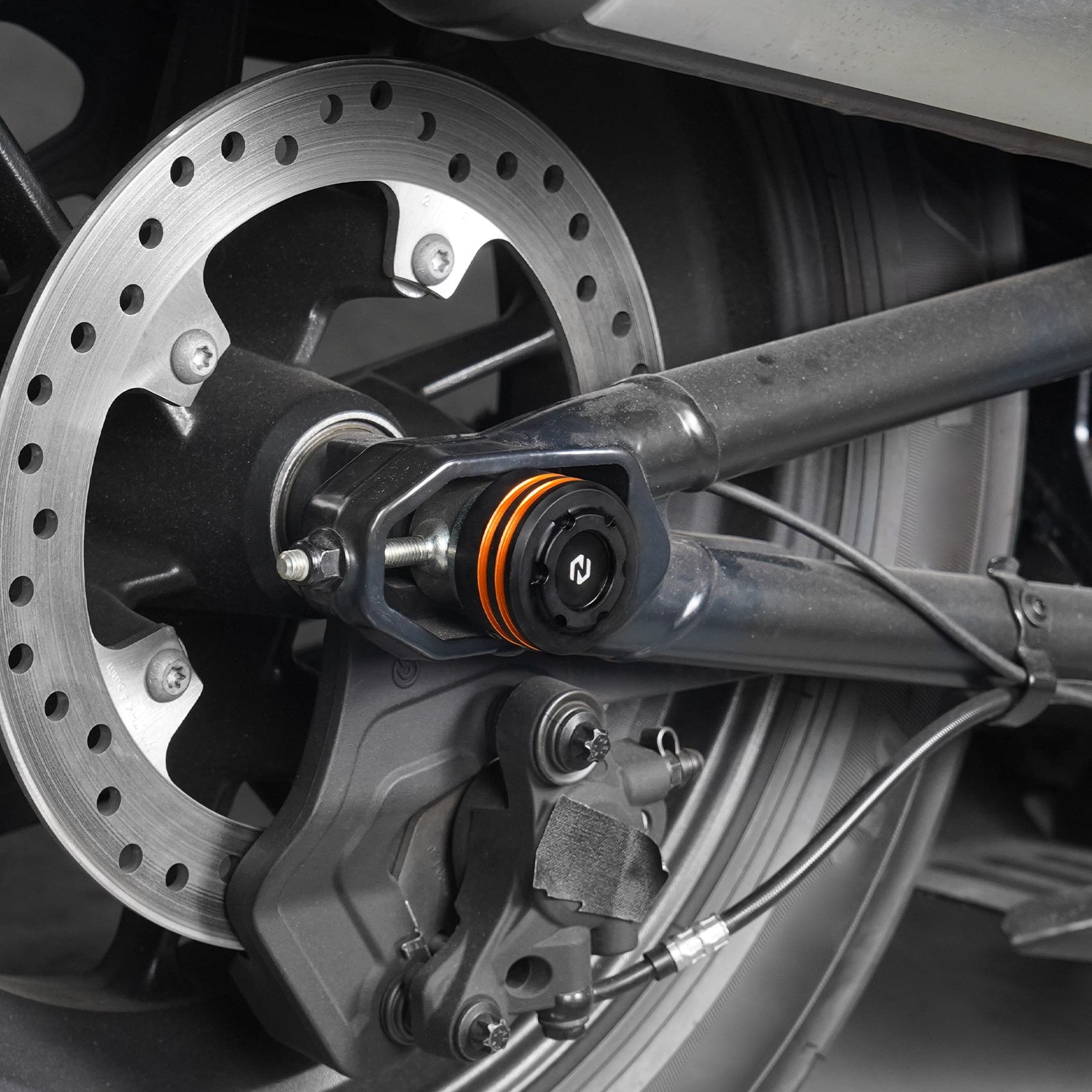 Pair Rear Axle Nut Covers Caps For Harley Sportster S 1250 Pan America