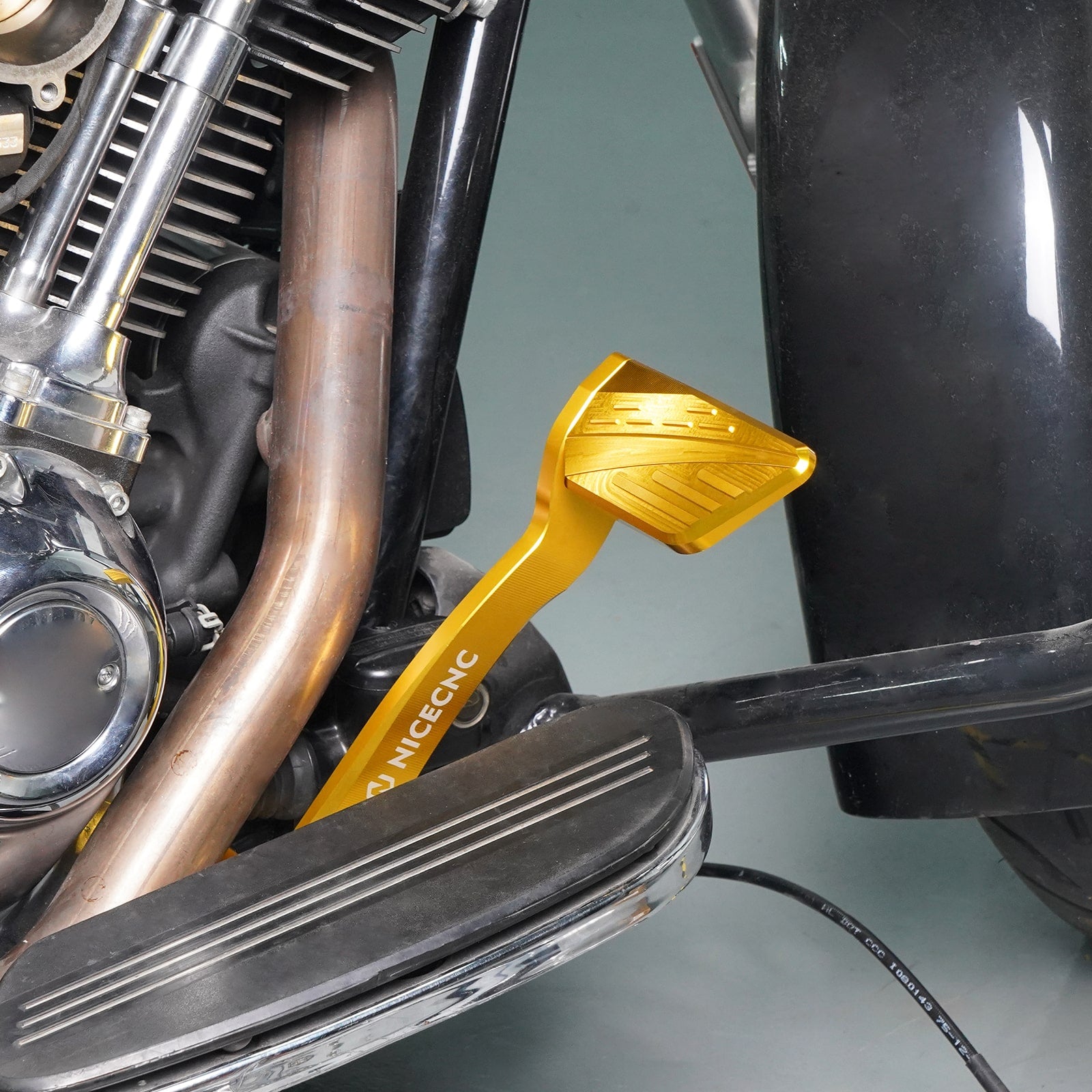 Integrated Rear Brake Arm Lever Peg Pedal For Harley Road King Electra Street Glide