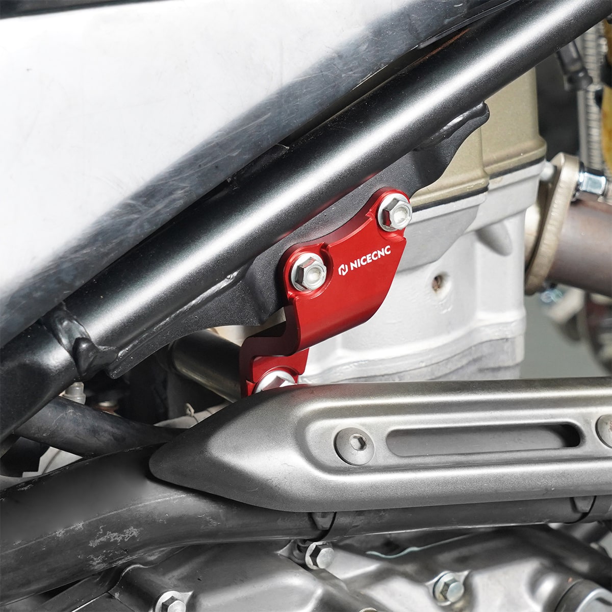 ATV Engine Upper Stay Mounting Hanger Brackets For Honda TRX450R / ER 2006-2014