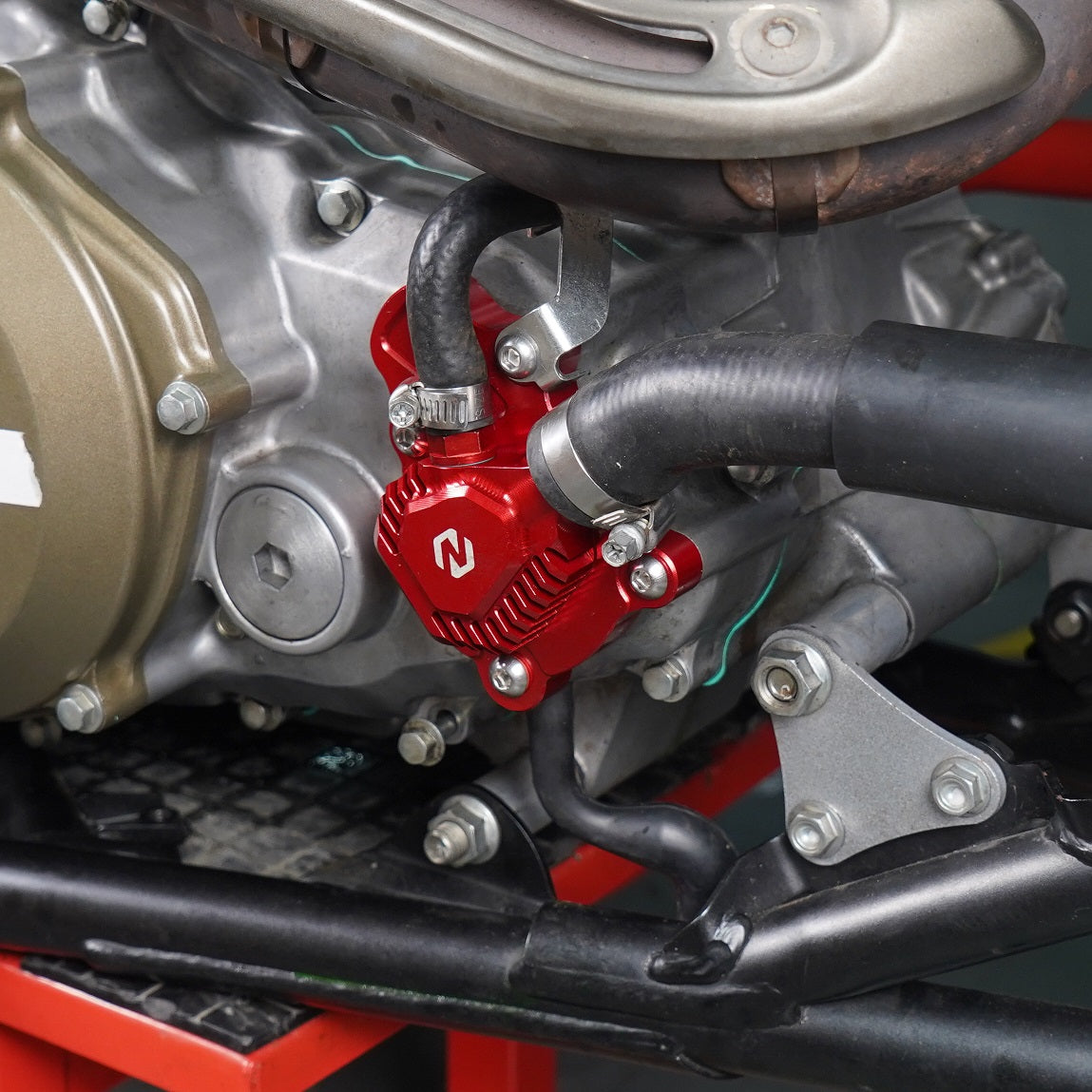 ATV Water Pump Housing Cover Guard For Honda TRX 450 R / ER 06-14