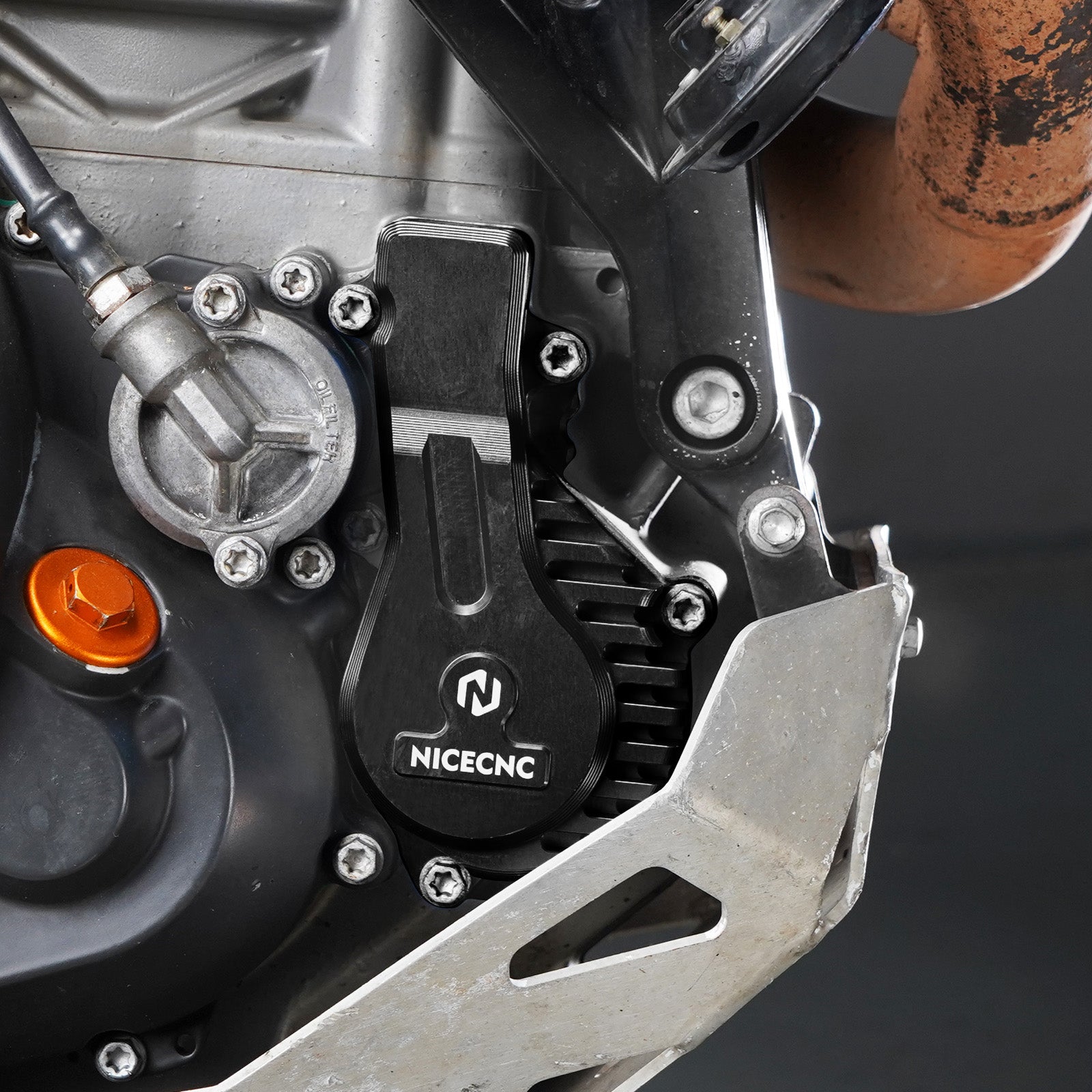 Water Pump Cover For Husqvarna 701 Enduro Supermoto 2016–2025
