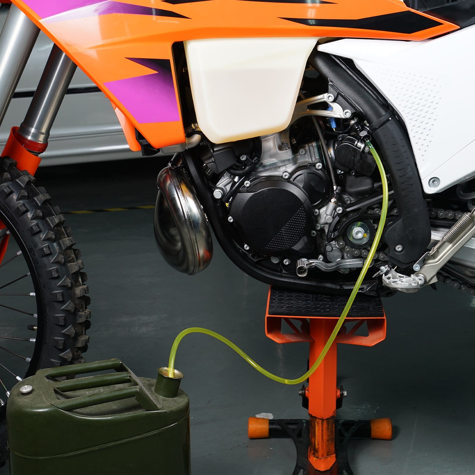 Fuel Pump Tester and Transfer Kit For KTM Husqvarna GASGAS