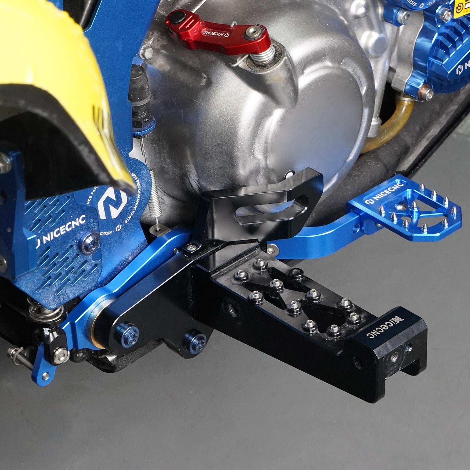 ATV Folding Shift Lever + Adjustable Rear Foot Brake Pedal For Yamaha Raptor 700 R 13-26