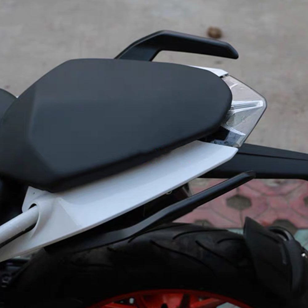 Rear Passenger Handle Grab Bar Rails for KTM 125/250/390 Duke 17-23