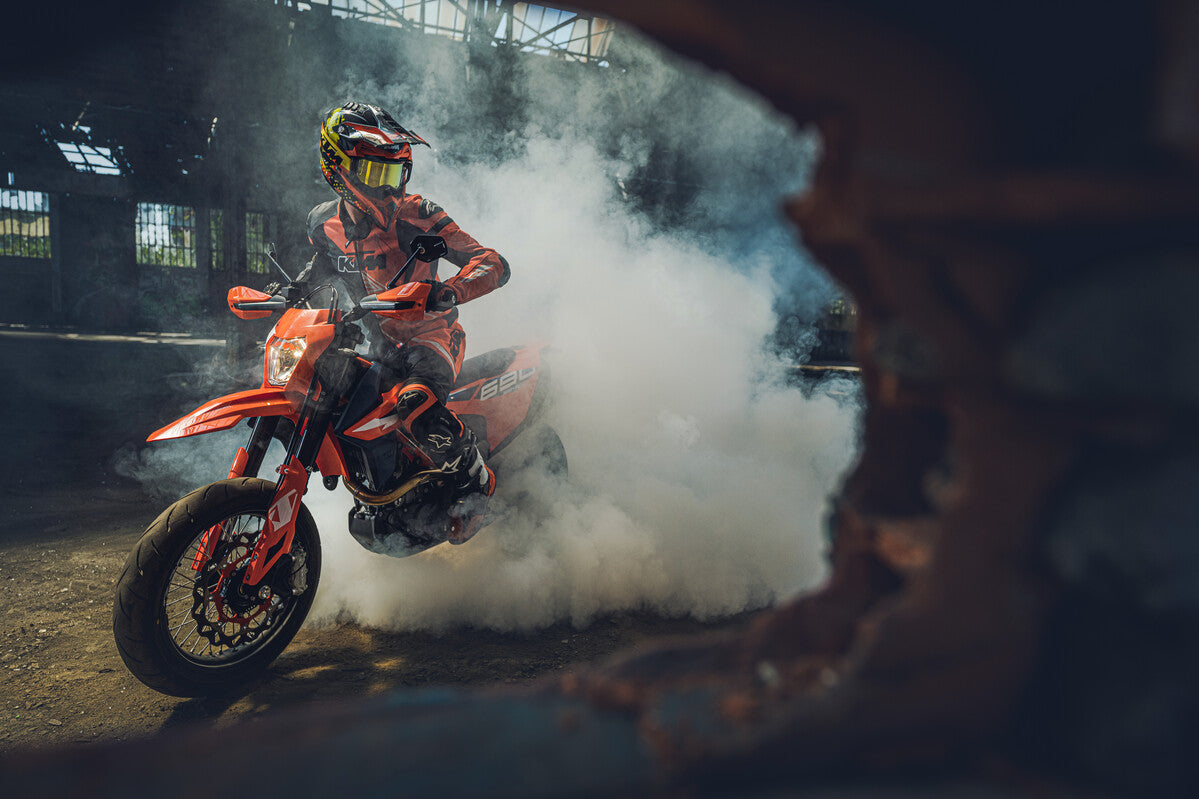 2023 KTM 690 Enduro R and 690 SMC R