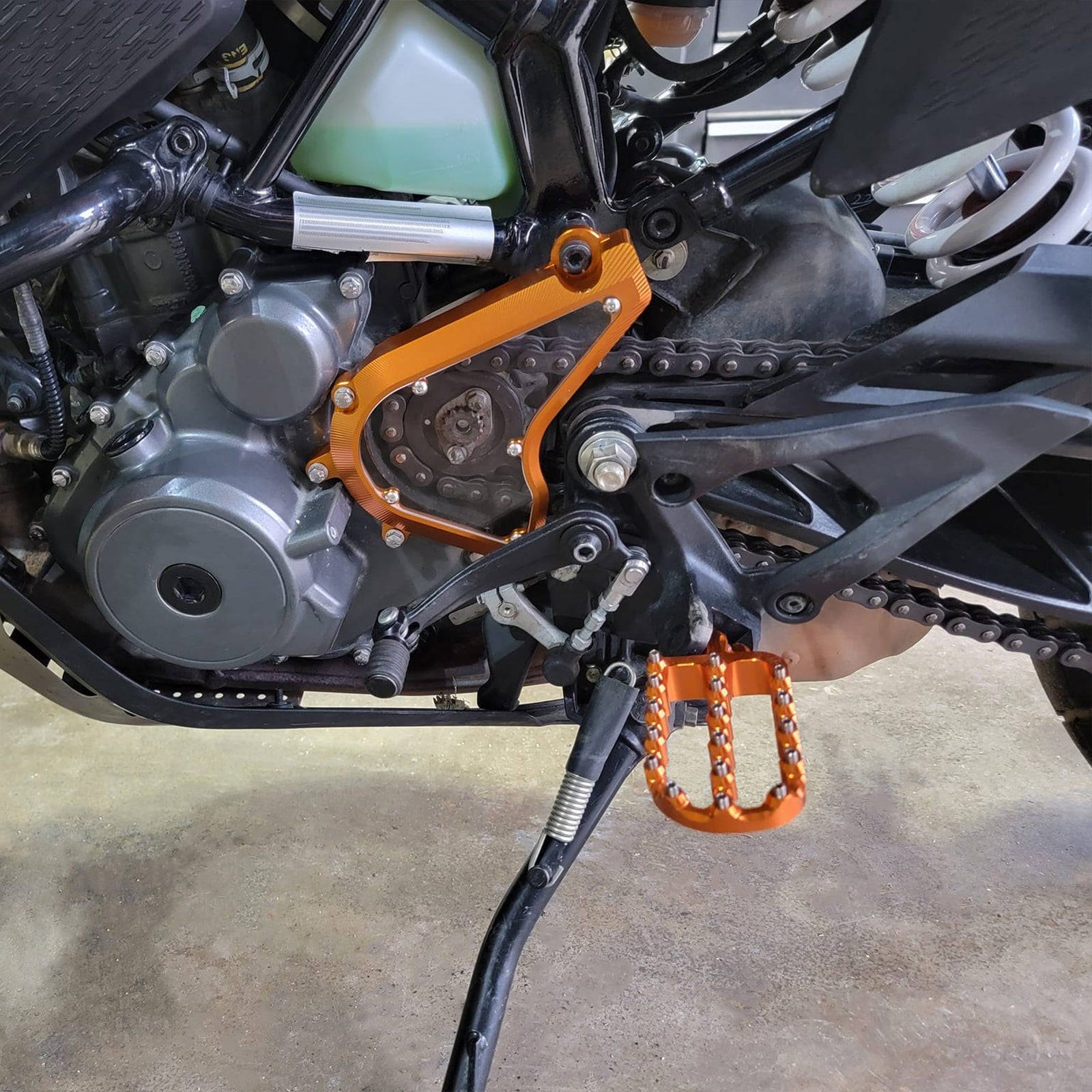 Forged 0° Flat Wide Enlarged Foot Pegs Pedals For KTM 390 Adventure 2020-2024
