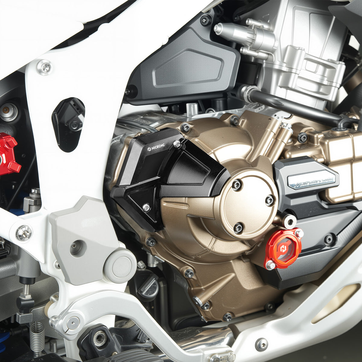 Honda Africa Twin 1100 DCT Right Clutch Guard + Sensor Cover