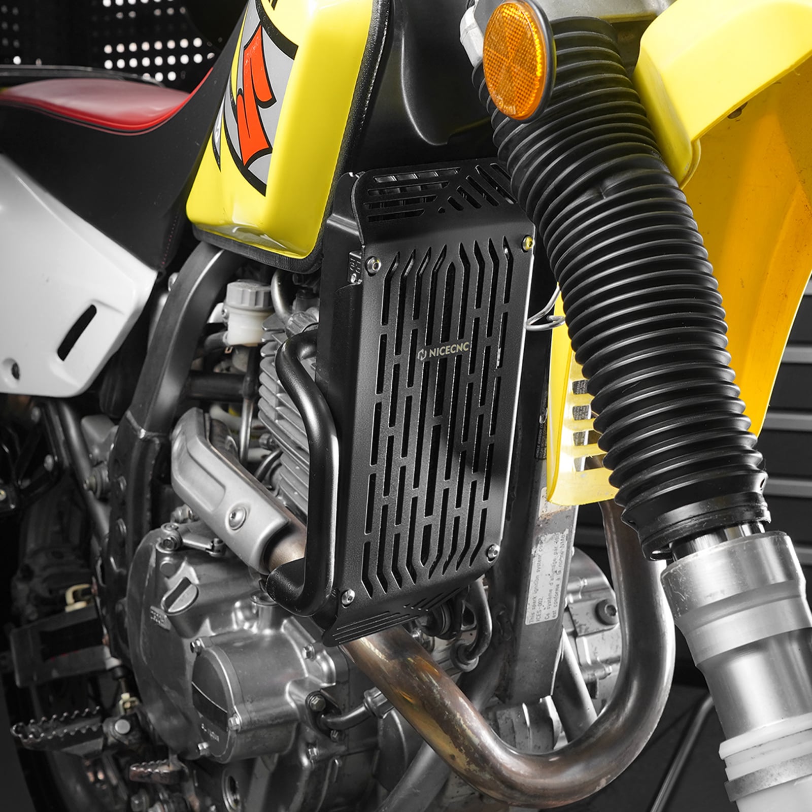 Radiator Protector Oil Cooler Guard For Suzuki DR650S/SE 1996-2025