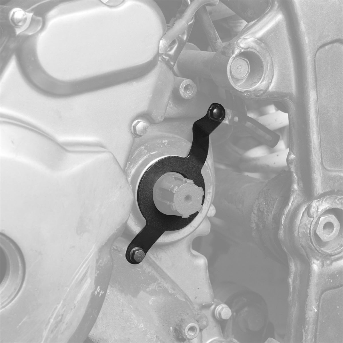 Drive Shaft Oil Seal Retainer Plate For Suzuki DR650/S/SE 1996-2025