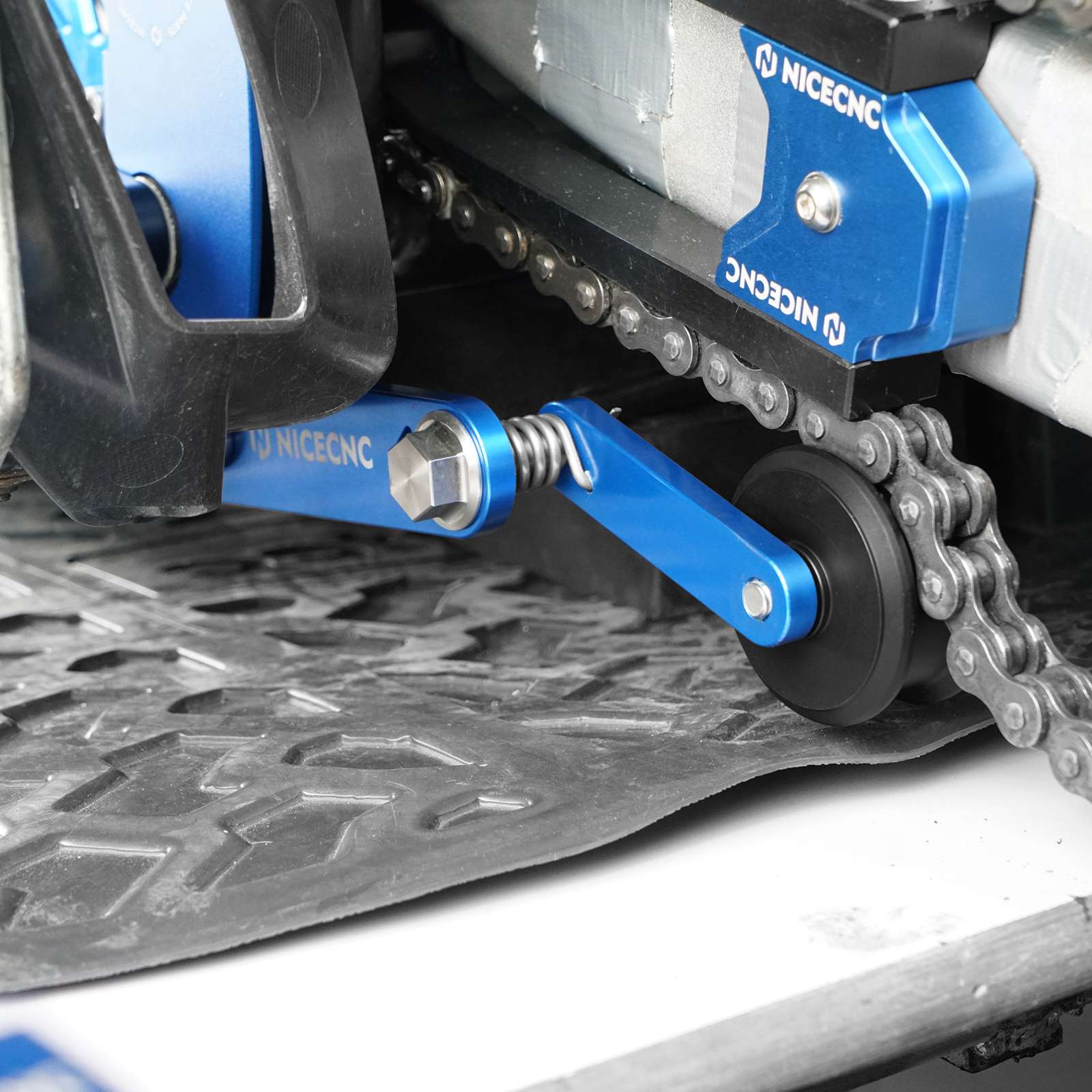 ATV Drive Chain Tensioner Roller Slider For Yamaha Raptor 700 700R 2013-2026