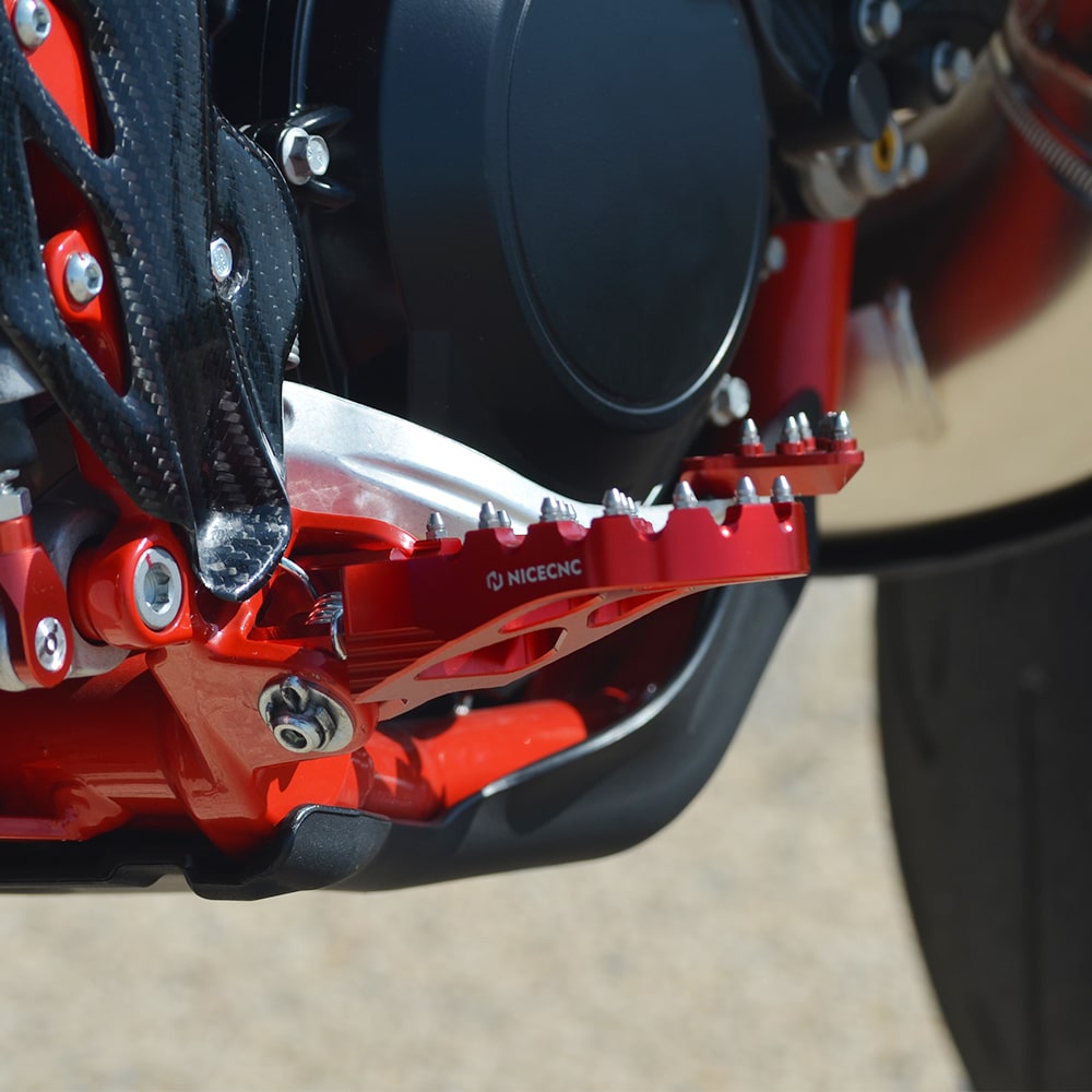 Red Footrest CNC Bud Footpegs For Beta RR 2020-2024