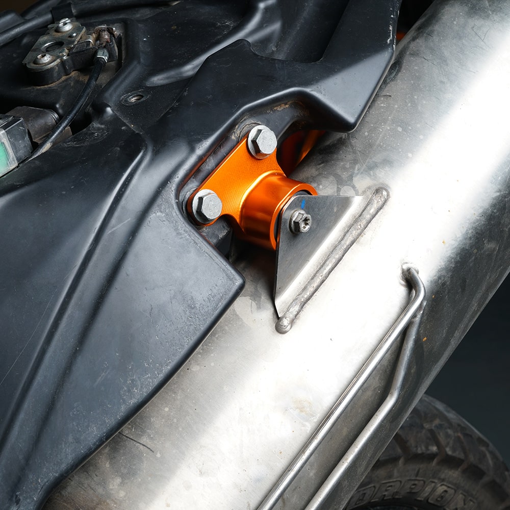 KTM 690 Enduro & SMC R Exhaust Pipe Silencer Bracket Support