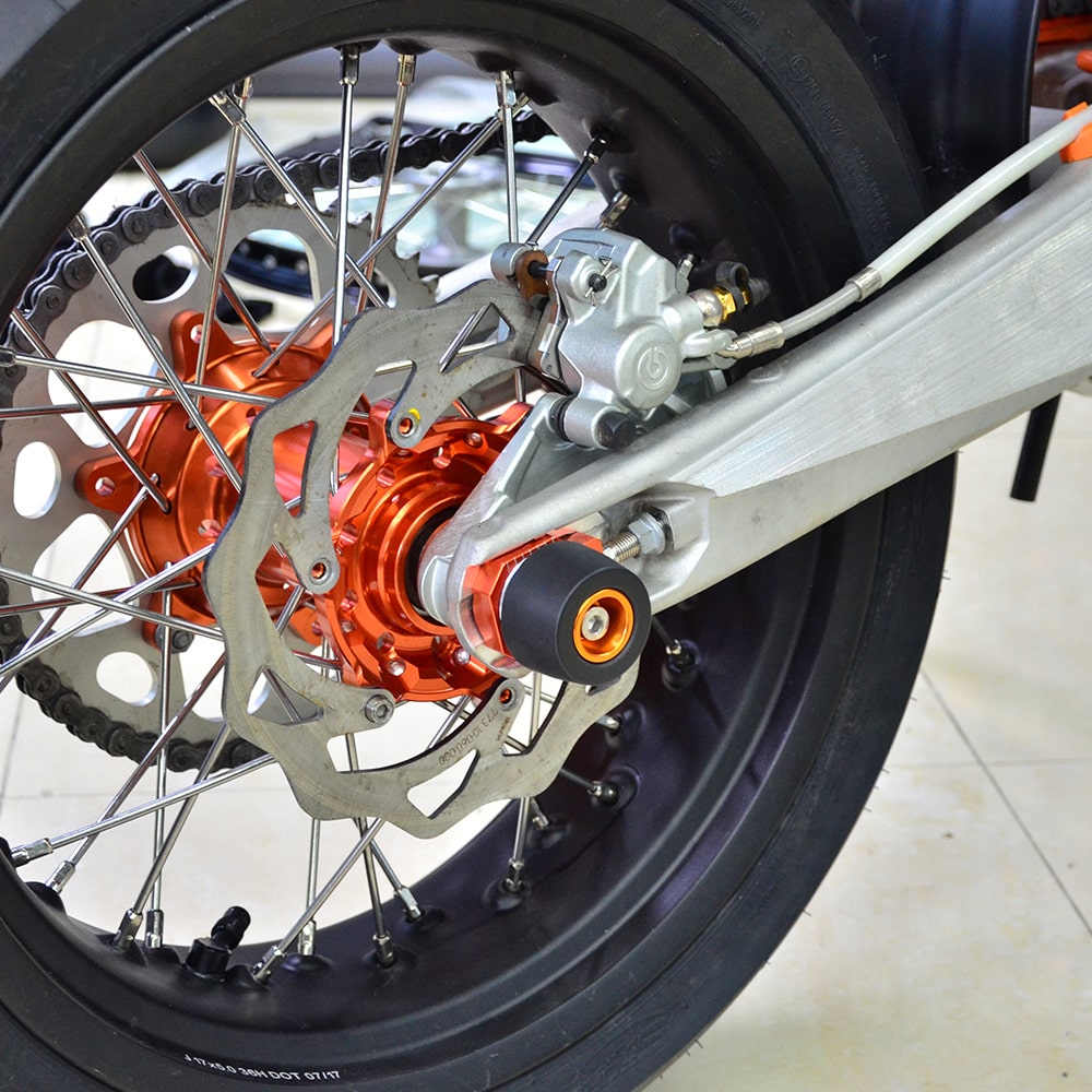 Rear Wheel Axle Sliders Crash Pad Protector for KTM Husqvarna